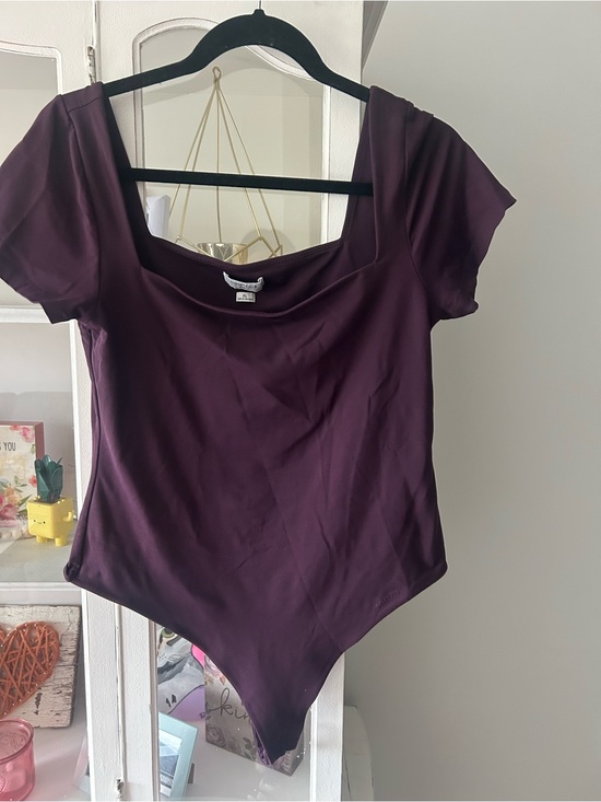 Aritzia Tops - Aritzia Babaton bodysuit